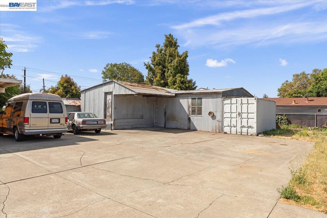 House in Hayward, California, United States 5 - 18455989