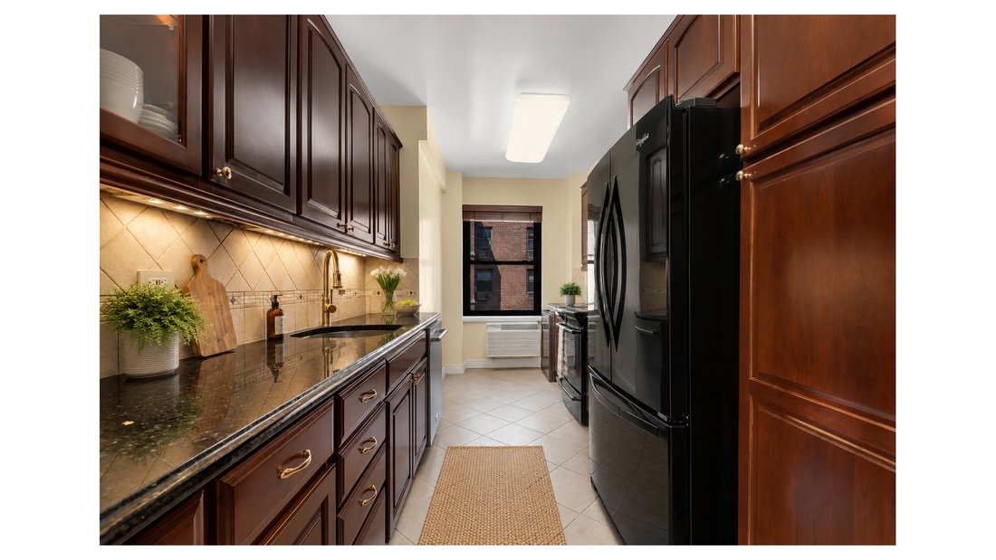 Co Op in New York, New York, United States 5 - 18460197