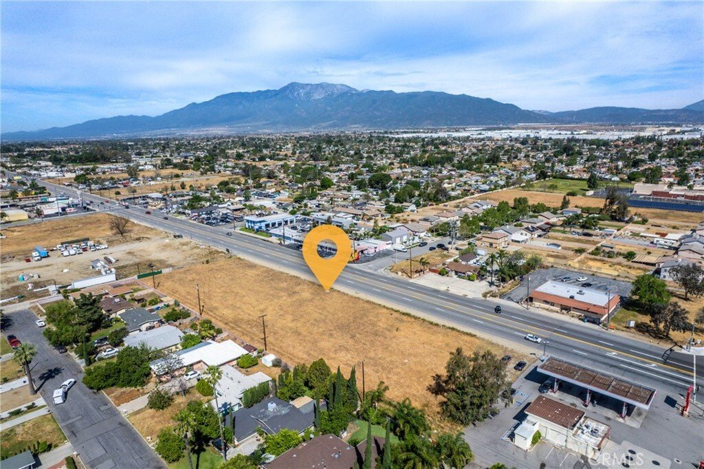 Land in Fontana, California, United States 2 - 17573781