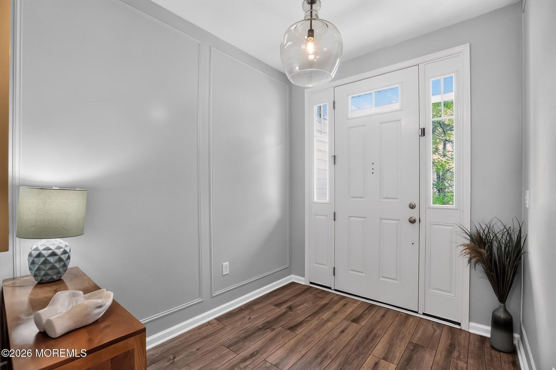 Condo in Lincroft, New Jersey, United States 3 - 18458512