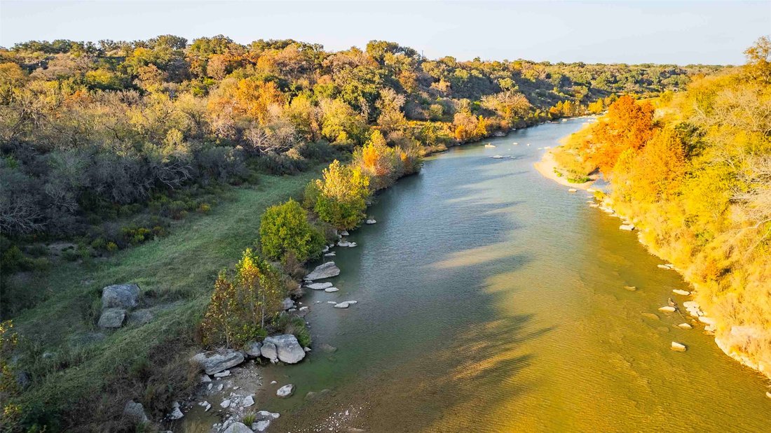 Farm Ranch in Round Mountain, Texas, United States 5 - 16738514