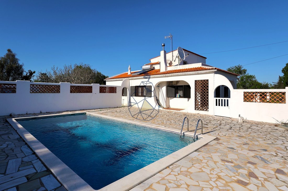 Farm Ranch in Armacao de Pera, Algarve, Portugal 1 - 17547799