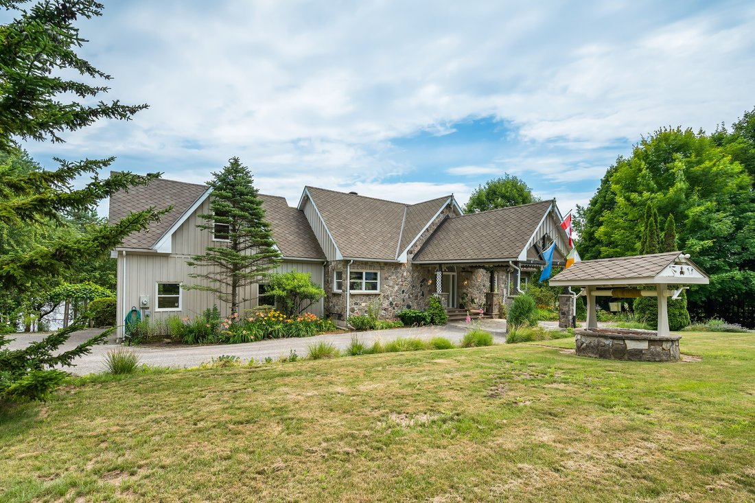 House in Athens, Ontario, Canada 2 - 18466628