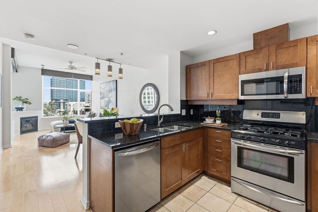Condo in San Diego, California, United States 2 - 18464331