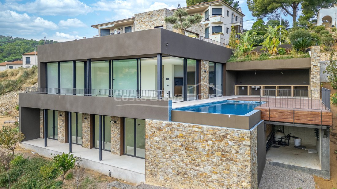 Villa in Begur, Catalonia, Spain 4 - 18457196