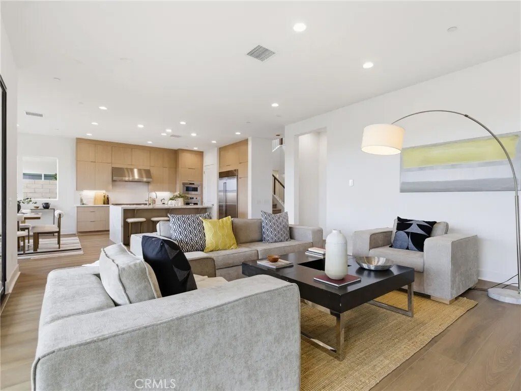 Condo in Santa Clarita, California, United States 3 - 17479887