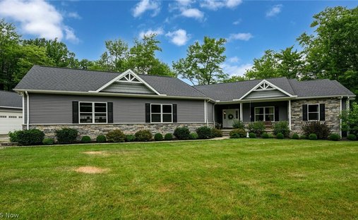 House in Brecksville, Ohio, United States 1