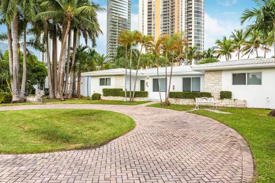 House in Golden Beach, Florida, United States 4 - 18456128