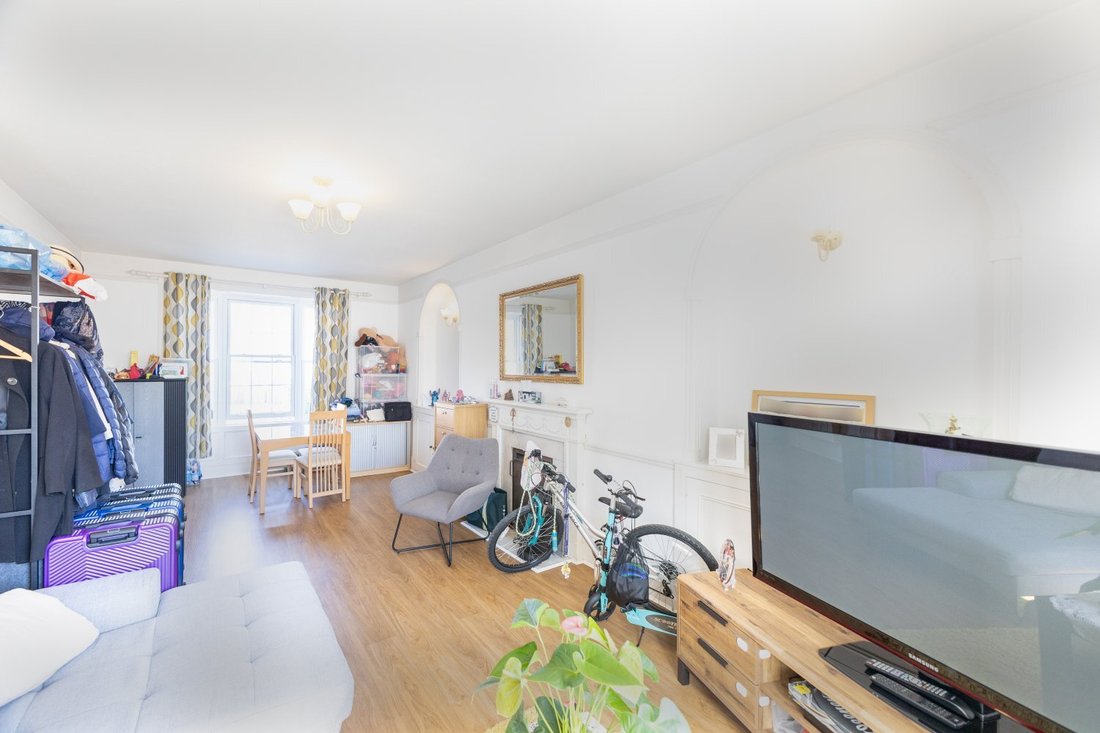 House in United Kingdom 5 - 18458562