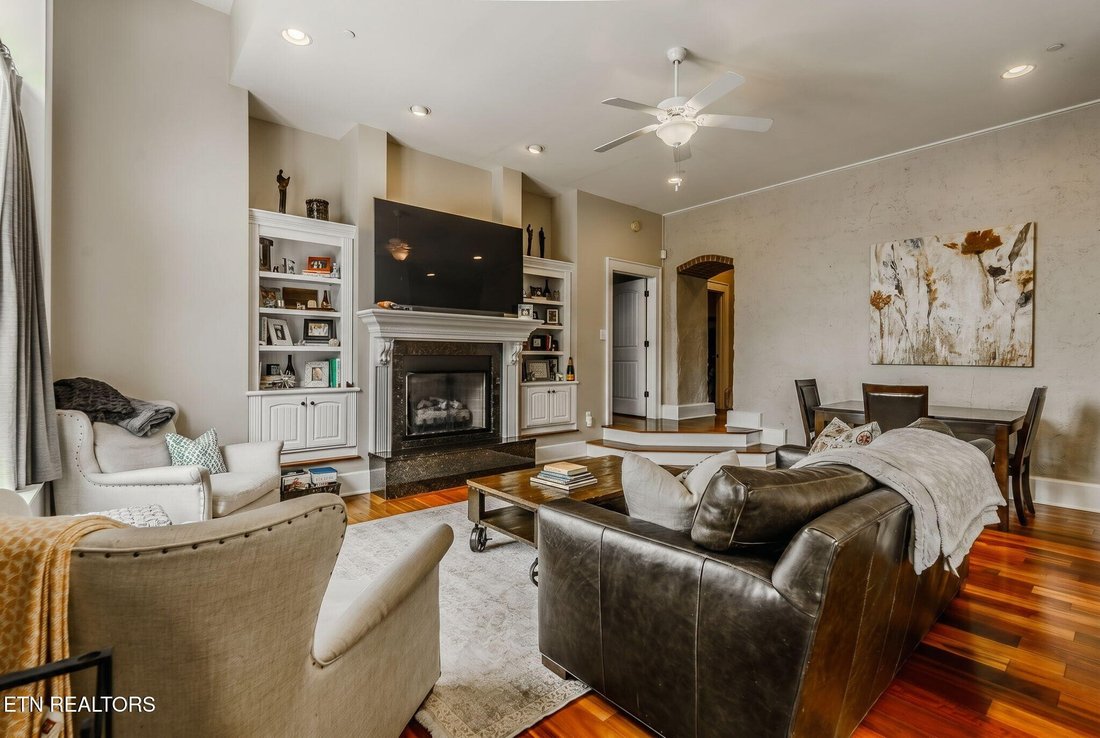 Condo in Knoxville, Tennessee, United States 2 - 18459732