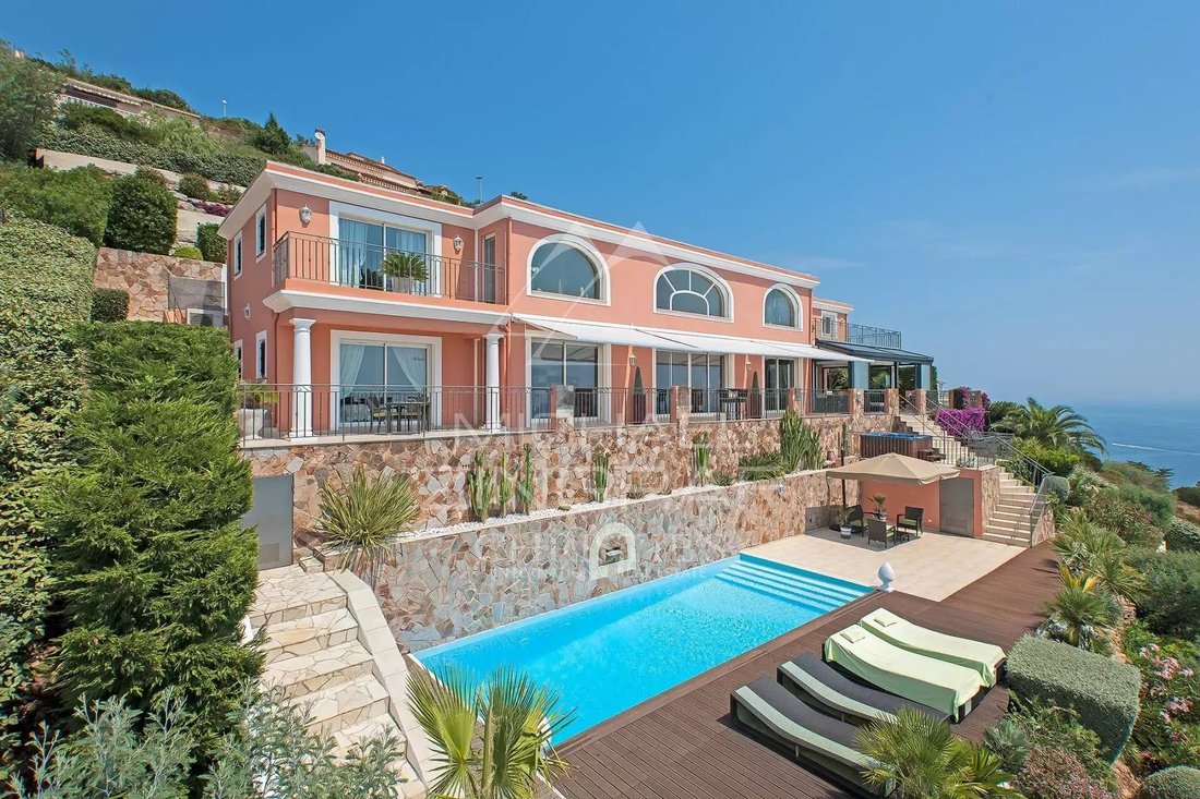 Villa in Le Dramont-Agay-Anthéor-Le Trayas, Saint-Raphaël, Frankreich 2 - 18457343