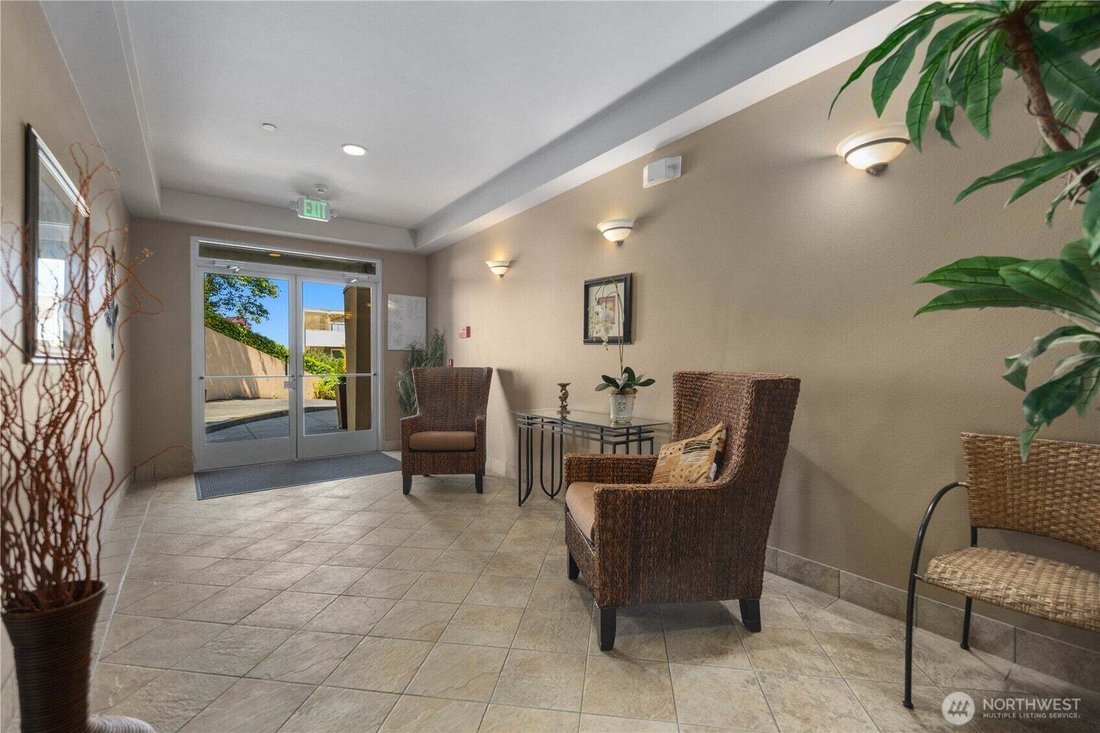 Condo in Mercer Island, Washington, United States 5 - 18456883