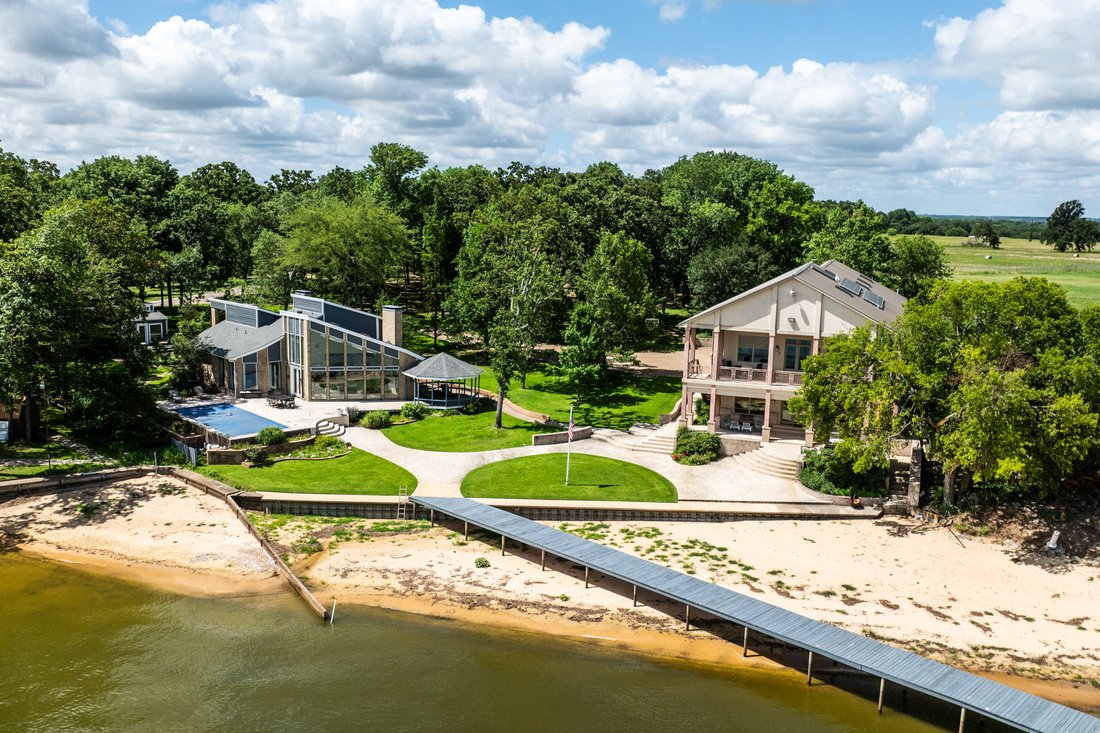 House in Trinidad, Texas, United States 1 - 18457249