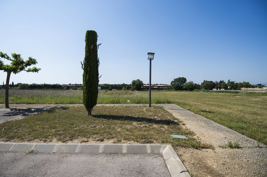 Land in Navata, Catalonia, Spain 2 - 18472268