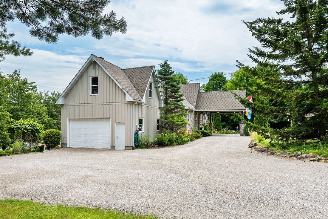 House in Athens, Ontario, Canada 4 - 18466628