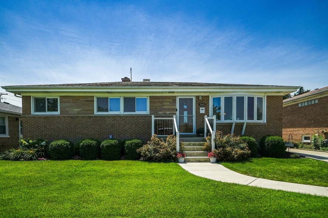 House in Norridge, Illinois, United States 1 - 18456241