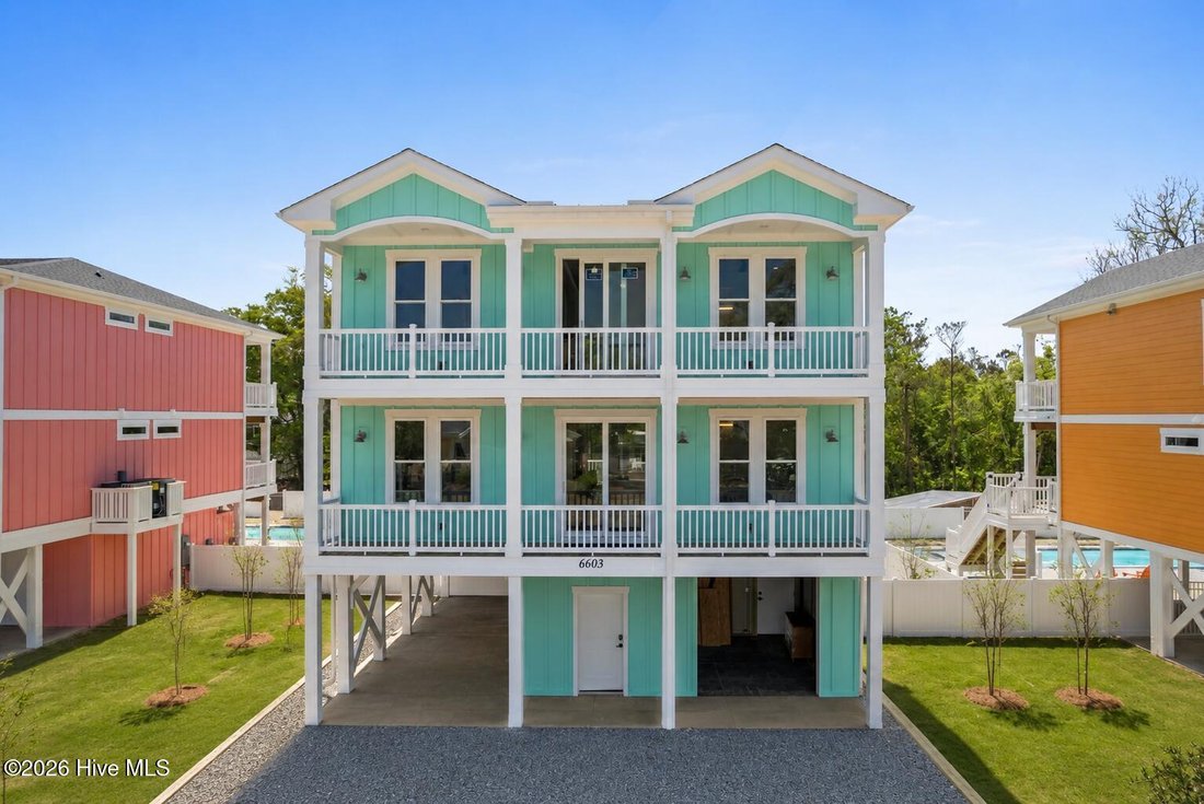 House in Oak Island, North Carolina, United States 1 - 18286148