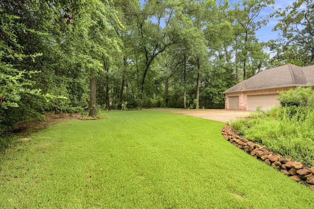 House in Conroe, Texas, United States 3 - 18458116
