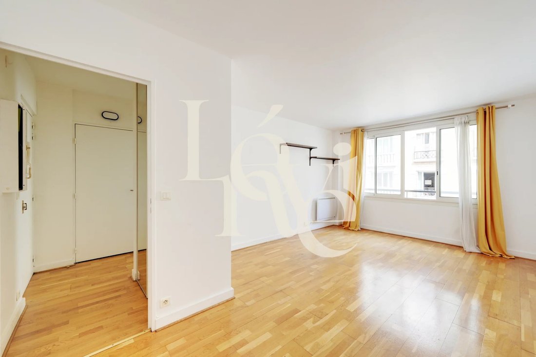 Apartment in Saint Victor, Paris 5e Arrondissement, Paris 2 - 18469329