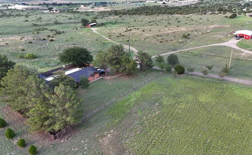 House in Clarendon, Texas, United States 1