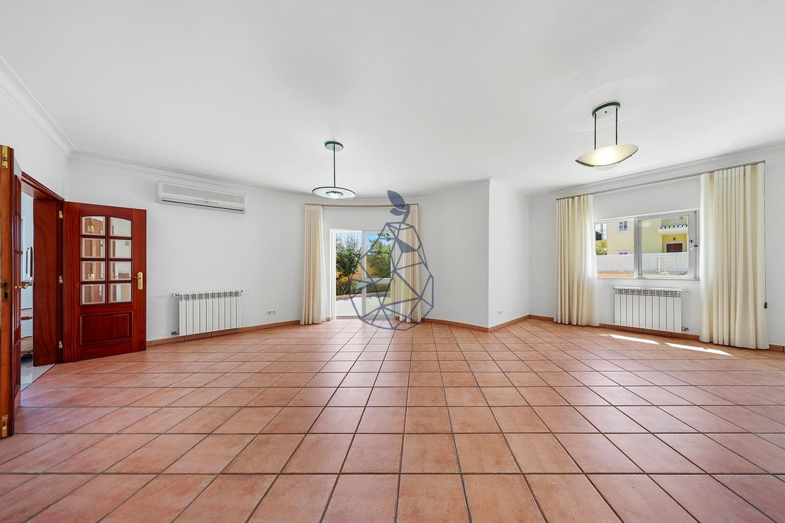 Villa in Portimao, Algarve, Portugal 1 - 15976044