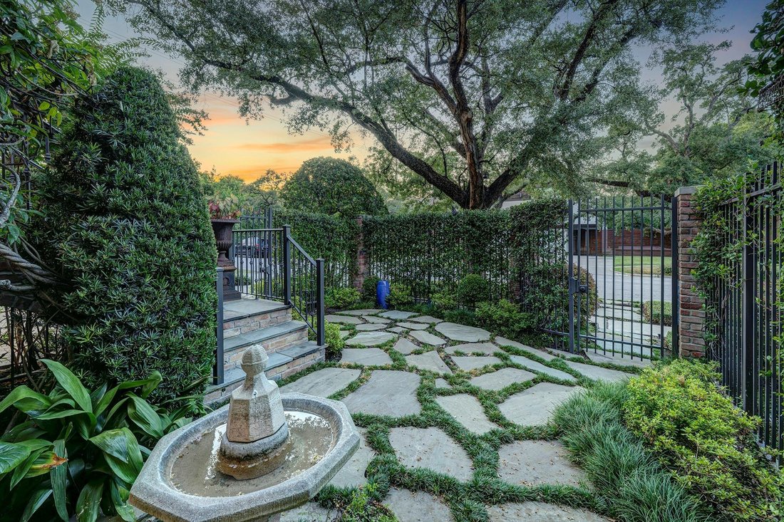Townhouse in Houston, Texas, United States 5 - 18459928