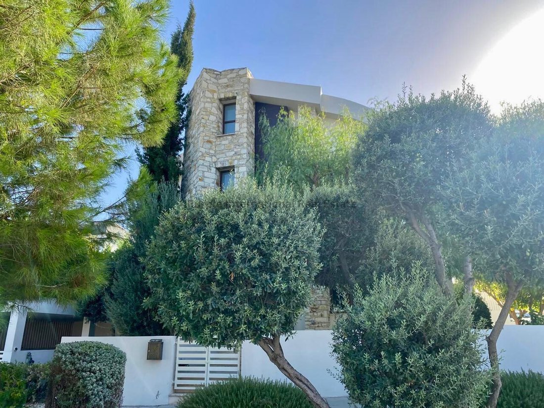 Villa in Aradippou, Larnaca, Cyprus 2 - 18457830