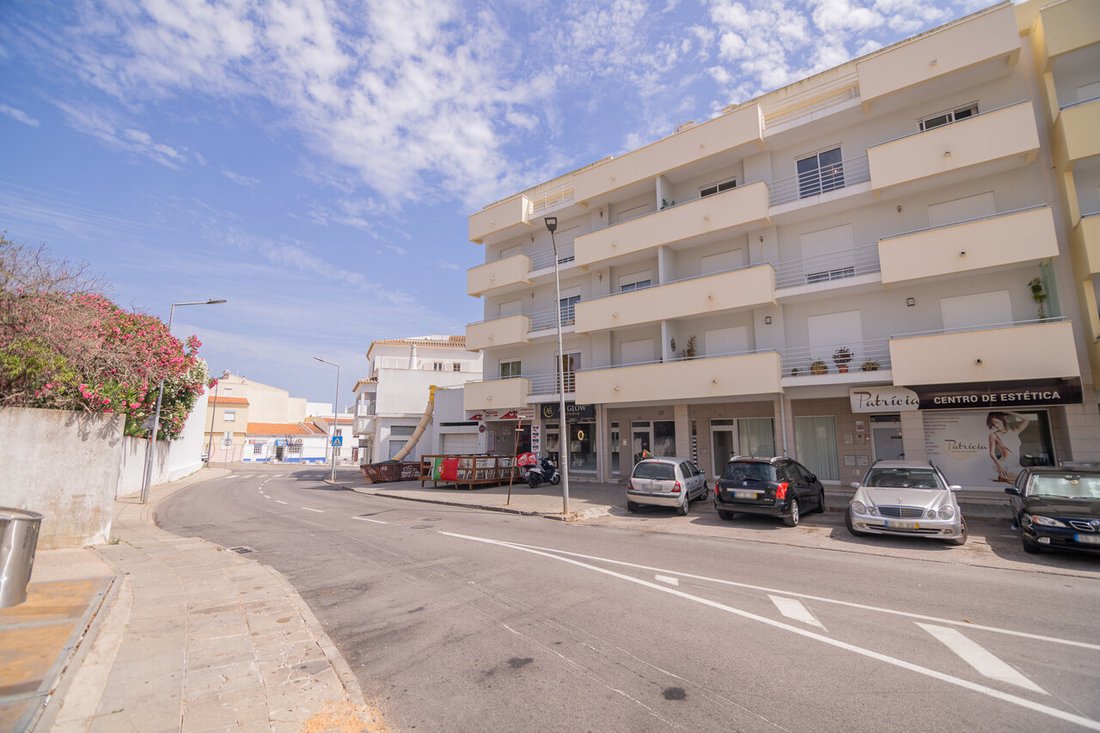 Apartment in Lagoa e Carvoeiro, Algarve, Portugal 4 - 18466481