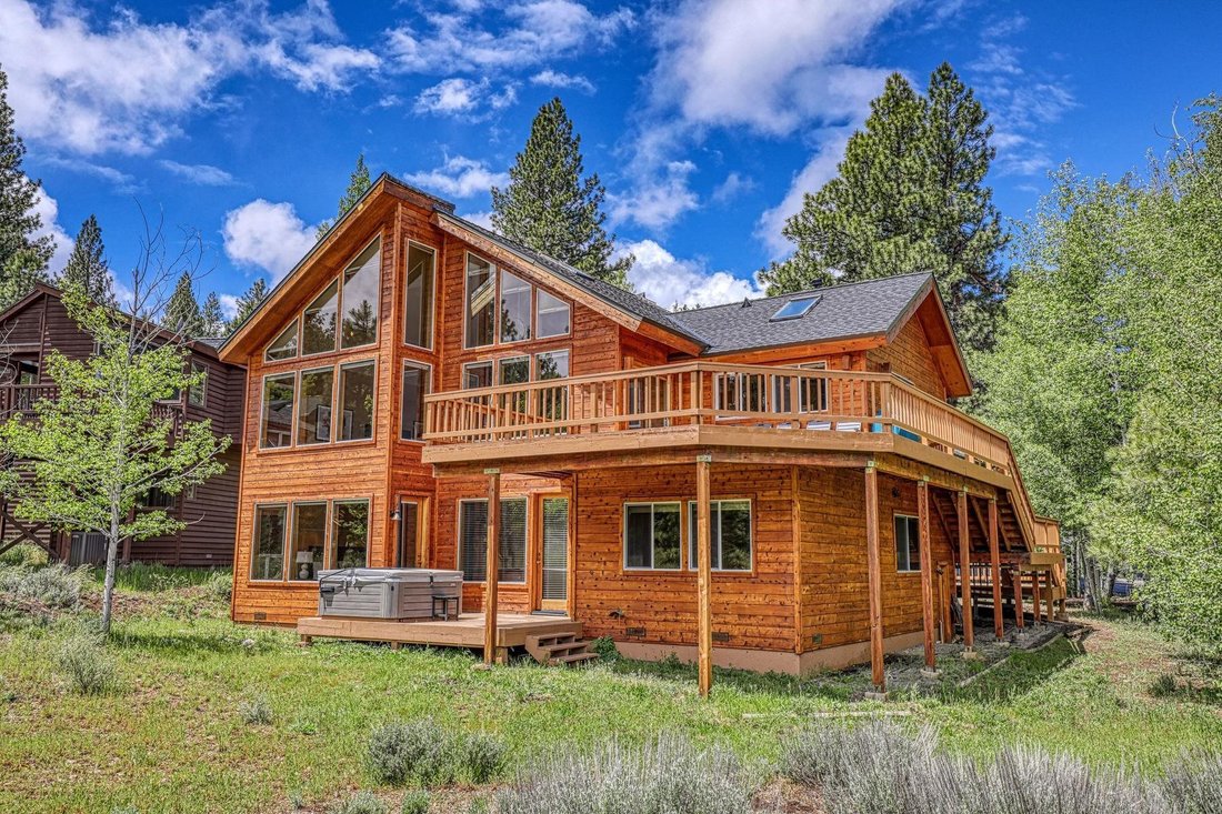 House in Truckee, California, United States 3 - 18171811