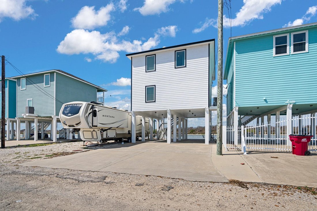 House in Matagorda, Texas, United States 4 - 18470524