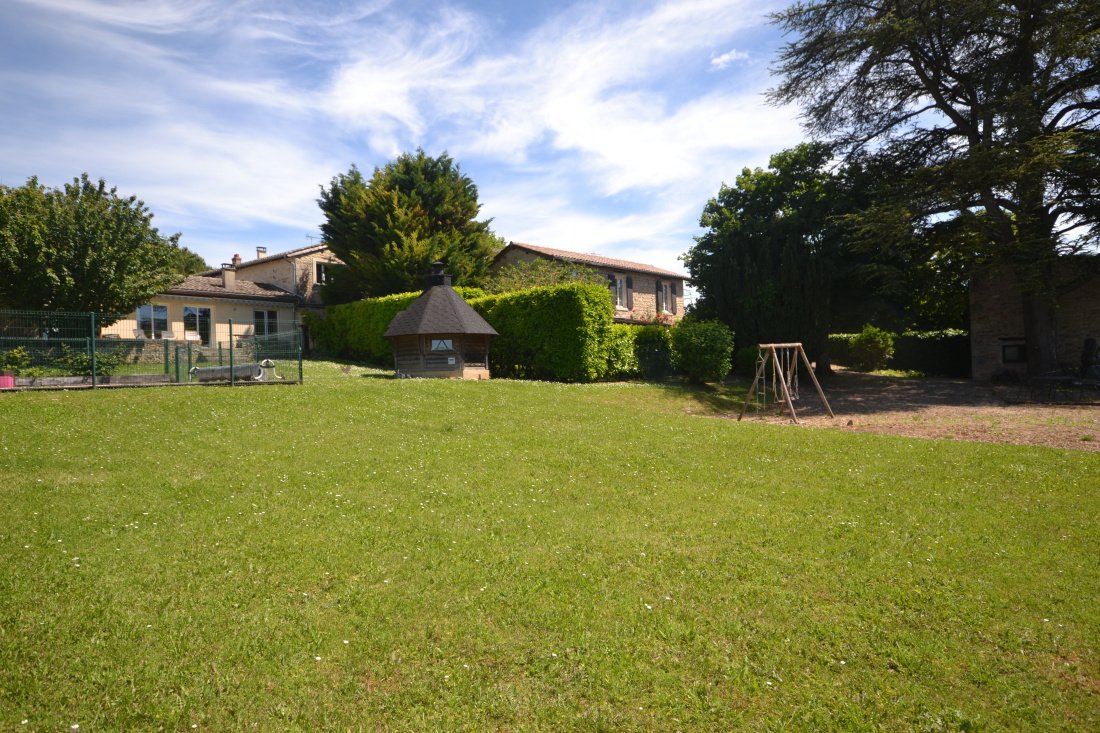 Estate in Liergues, Porte des Pierres Dorees, France 4 - 18456922