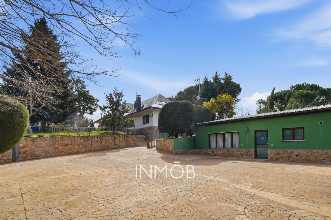 Casa a Boadilla del Monte, Madrid, Spagna 3 - 18458309