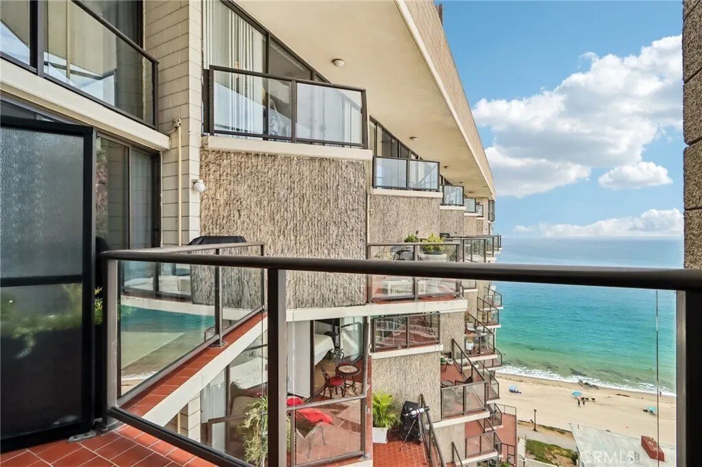 Condo in Torrance, California, United States 3 - 18455825