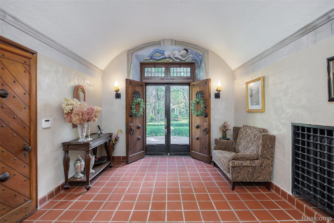 House in Grosse Pointe Shores, Michigan, United States 5 - 18425402