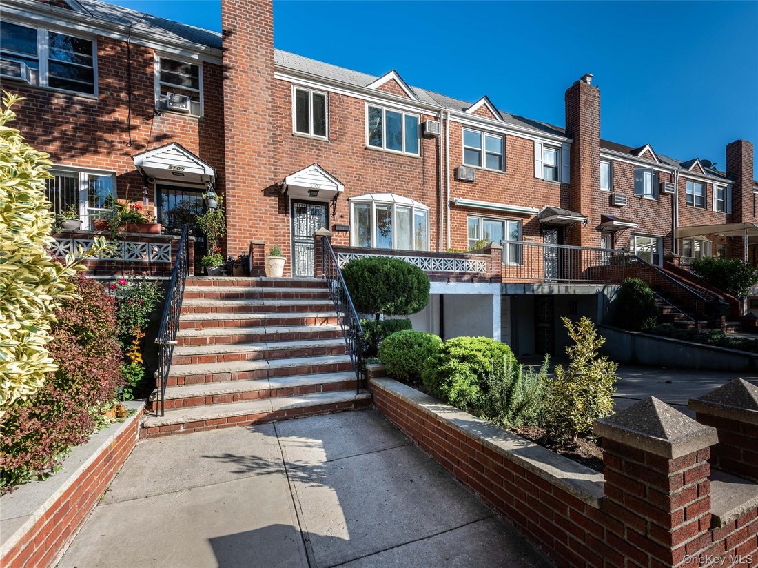 House in New York, New York, United States 1 - 18458666