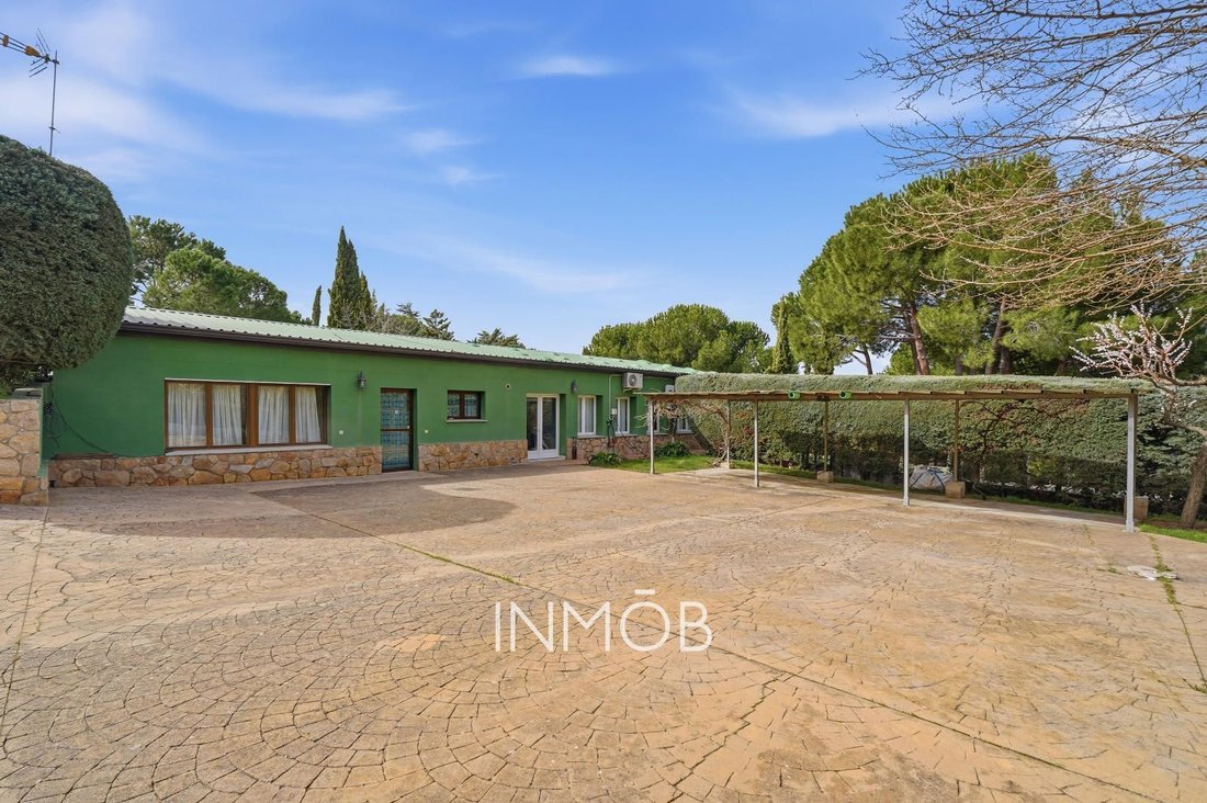 Casa a Boadilla del Monte, Madrid, Spagna 5 - 18458309