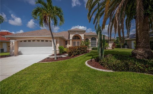Casa en Cabo Coral, Florida, Estados Unidos 1