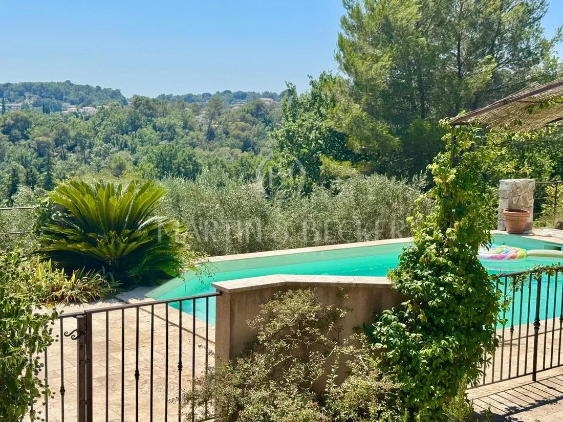 Villa in Valbonne, Provence-Alpes-Côte d'Azur, France 3 - 17429166