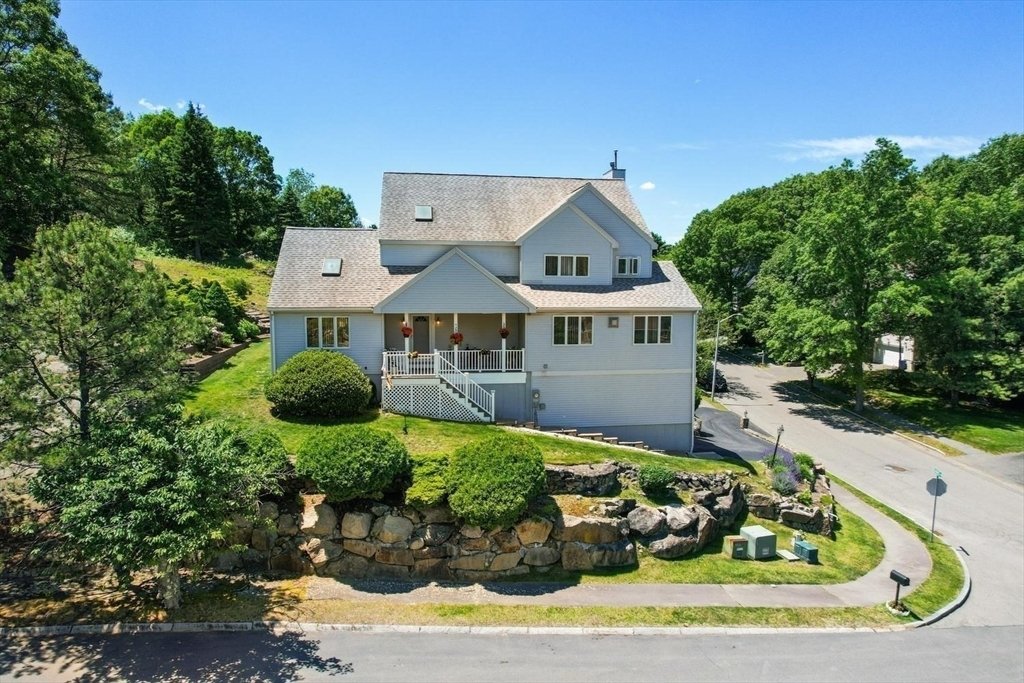 House in Peabody, Massachusetts, United States 1 - 18150925