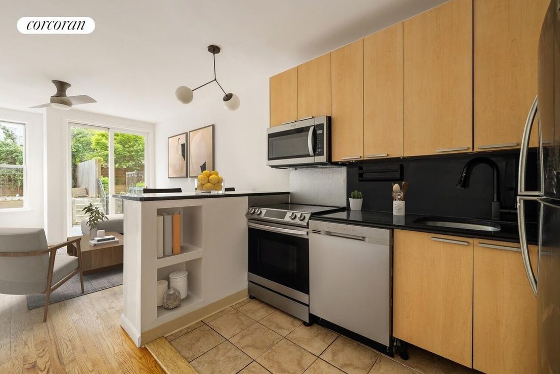 Condo in New York, New York, United States 2 - 18065355