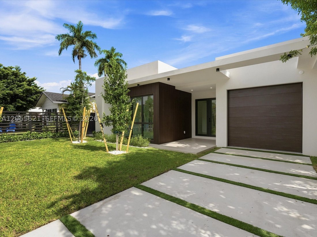 House in Miami, Florida, United States 2 - 18459397