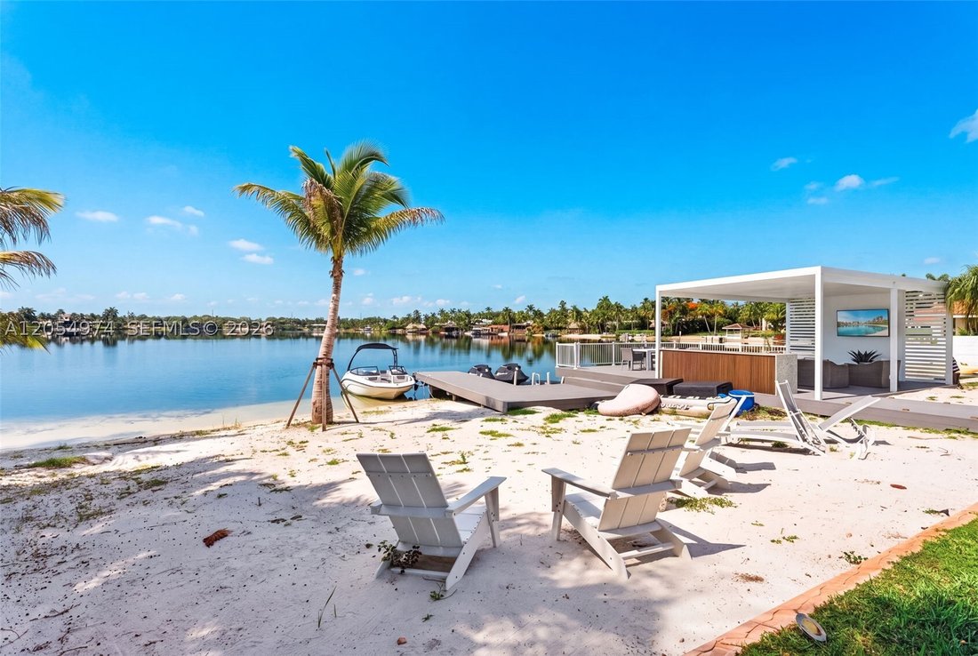 House in Miami, Florida, United States 2 - 18456105