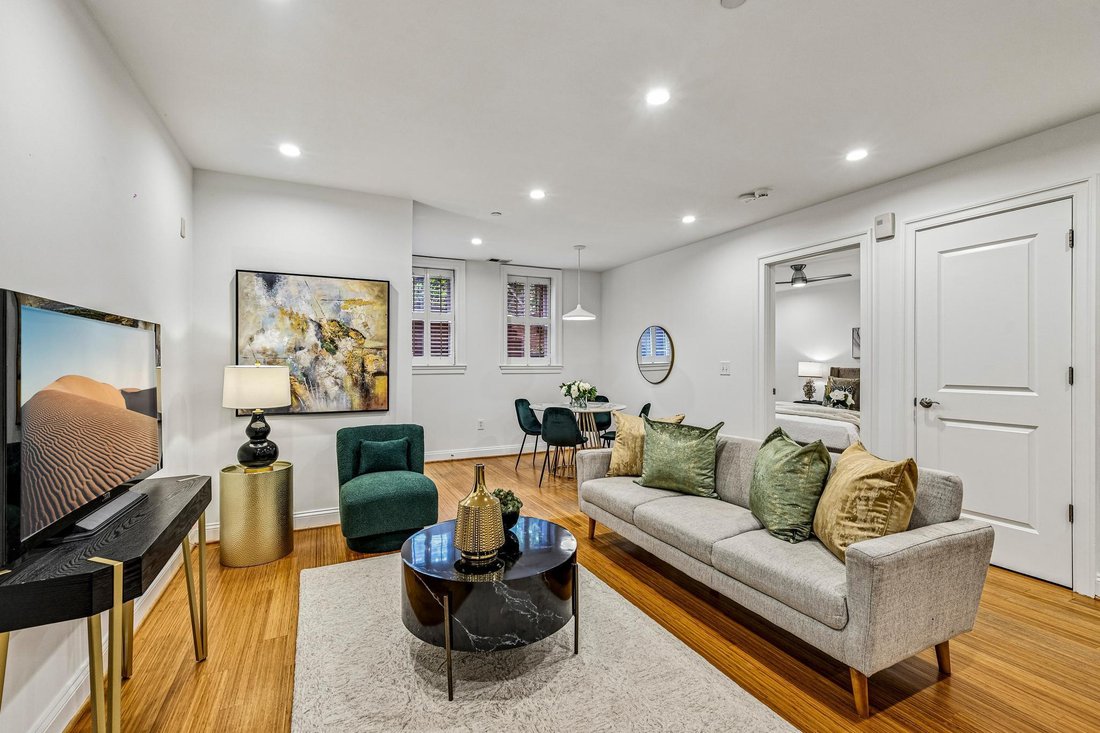 Condo in Washington, District of Columbia, United States 5 - 18472217