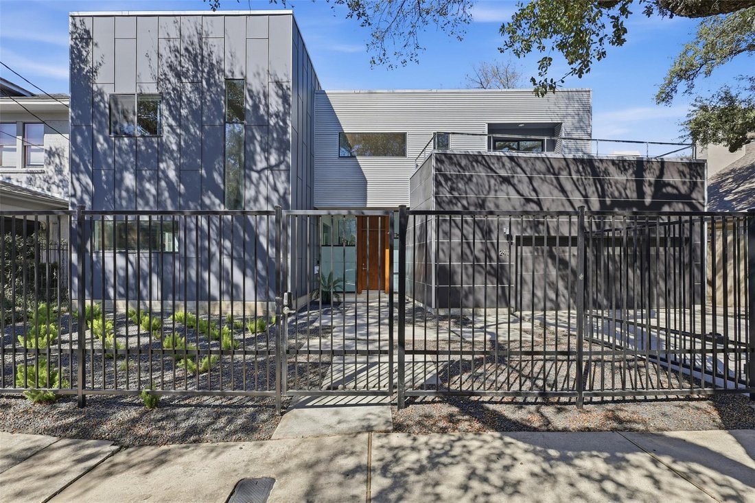 House in Houston, Texas, United States 1 - 18456068