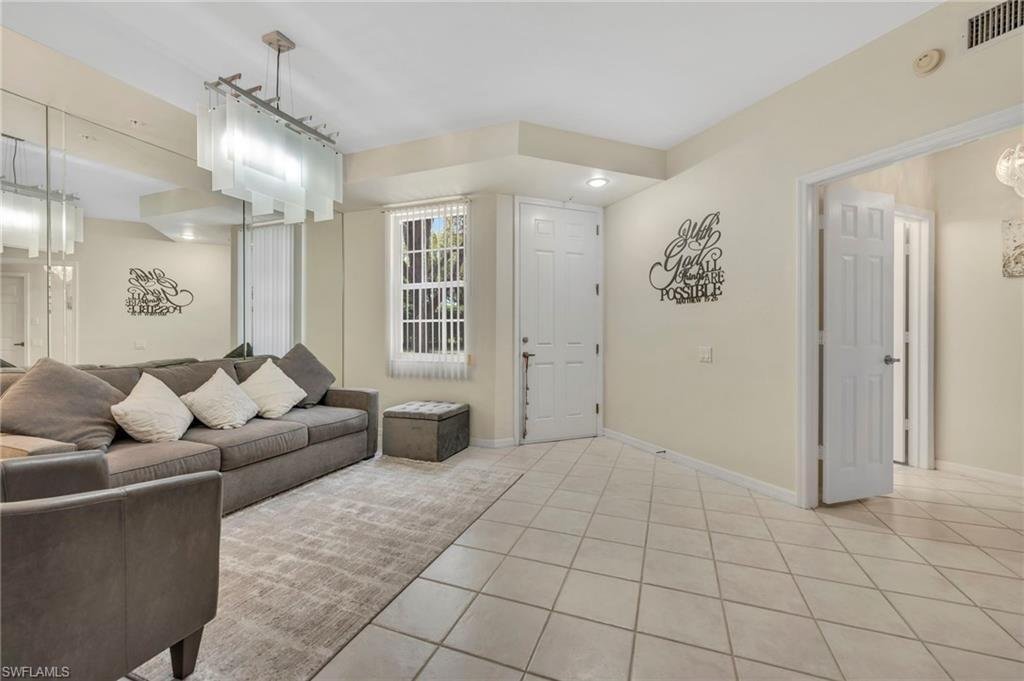 Condo in Naples, Florida, United States 3 - 18466908