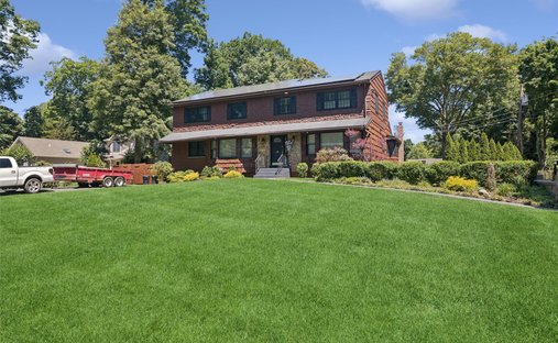 Smithtown, New York, United States 1