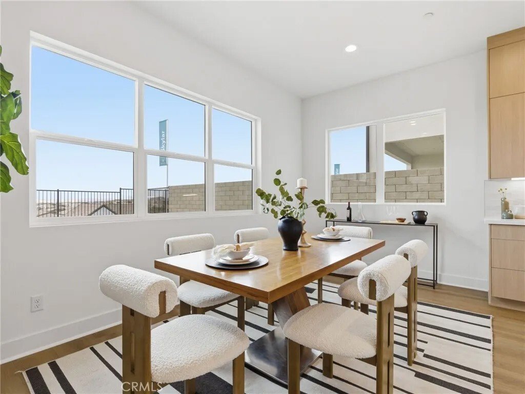 Condo in Santa Clarita, California, United States 5 - 17479887