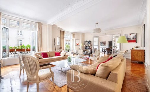 Apartment in Legendre-Lévis, Paris 17e Arrondissement, Paris 1