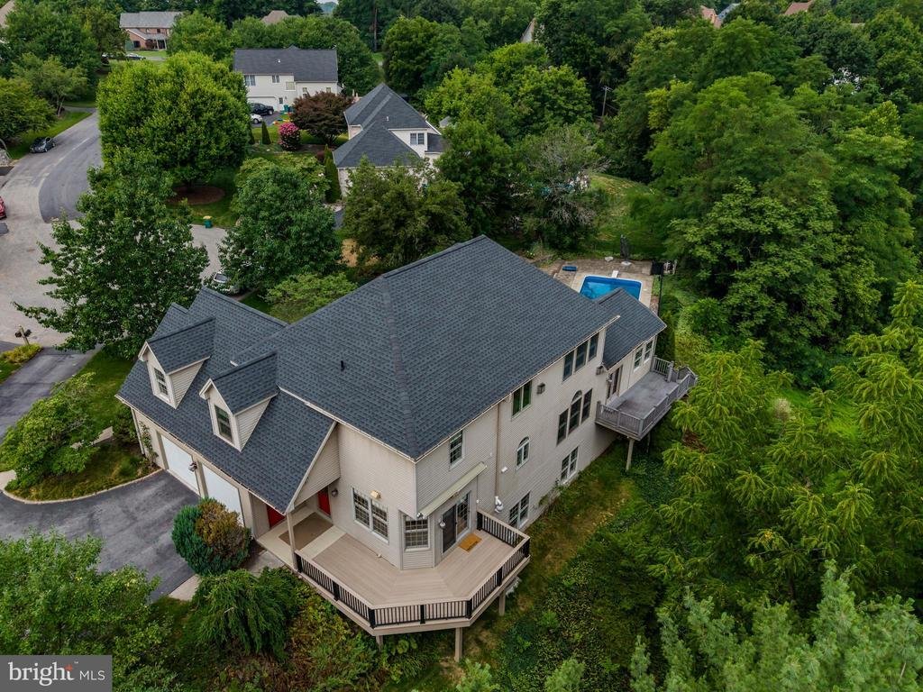 House in Camp Hill, Pennsylvania, United States 4 - 18459956