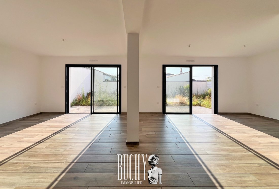 House in Olonne-sur-Mer, Les Sables-d'Olonne, France 3 - 18457009
